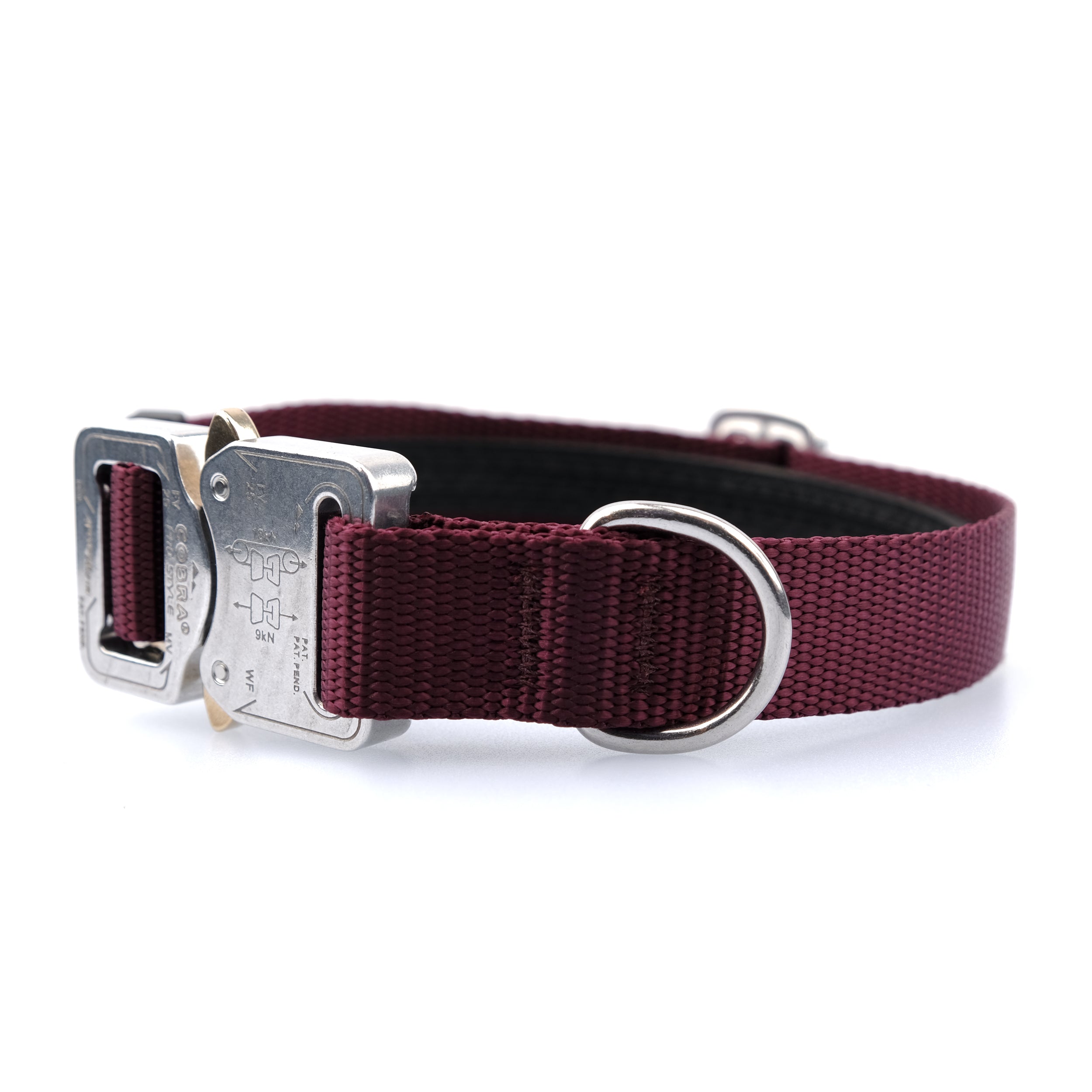 Maroon hot sale dog collar